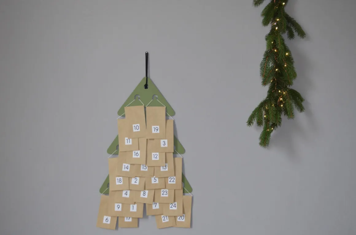 Advent Calendar Fir Tree by Tresxics | Envelope