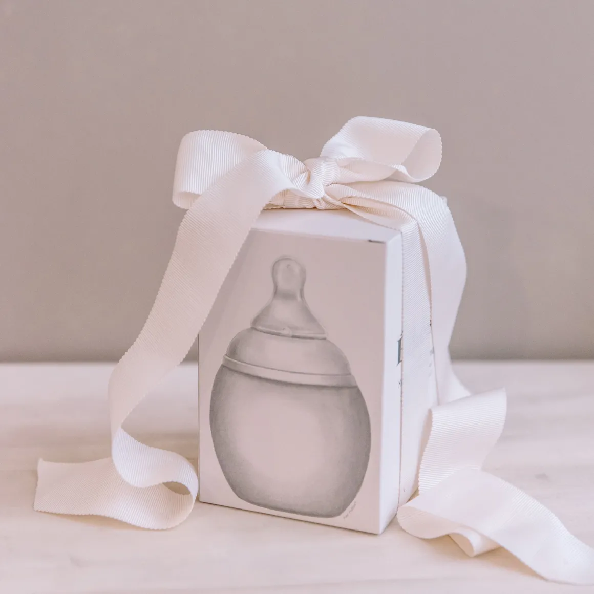 Baby Bottle 240ml Medium Flow | Milk