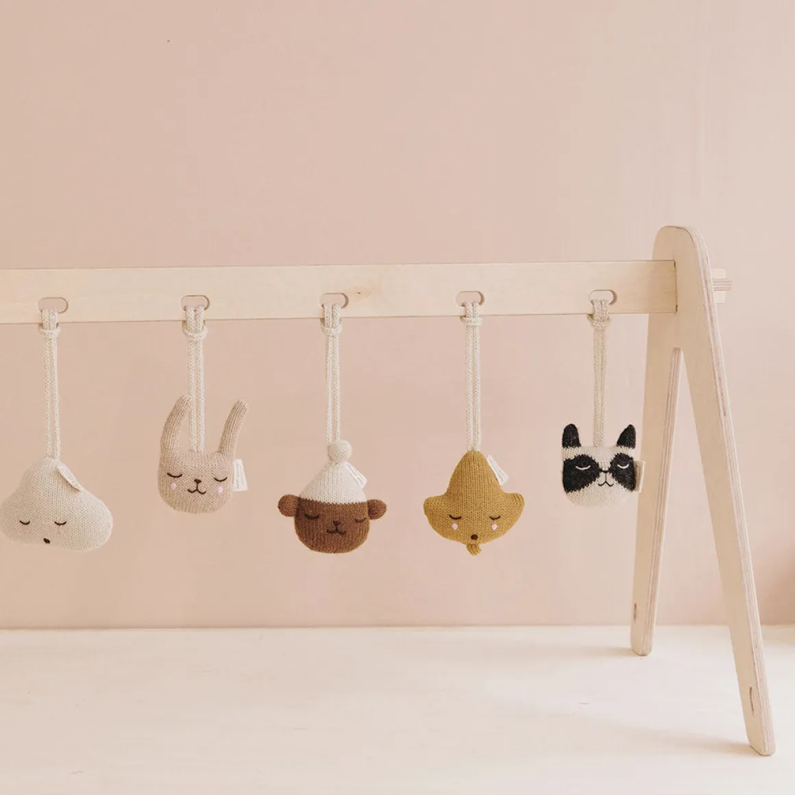 Cloud Hanging Rattle by Main Sauvage