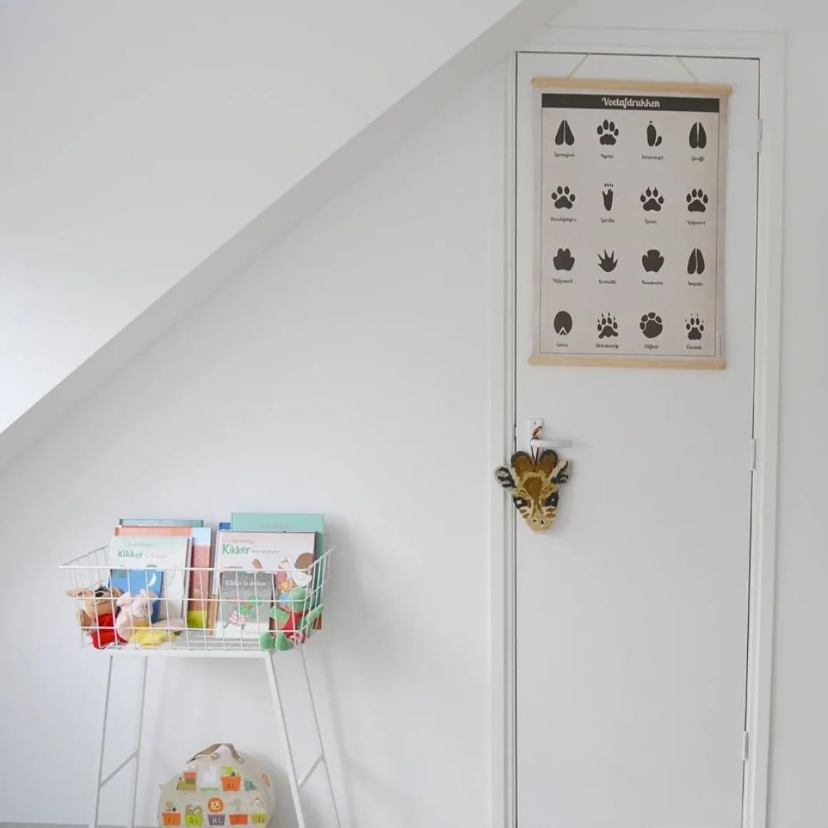 Gimpy Giraffe Wool Hanger