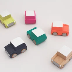 kiko & gg Kuruma Classic Wooden Wind Up Car | Natural