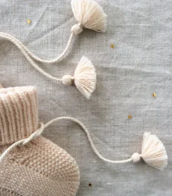 Knitted Booties with Embroidered Pouch - Beige