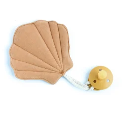 Oh Dubidu Shell Pacifier Holder | Camel