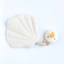 Oh Dubidu Shell Pacifier Holder | Ivory