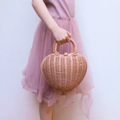 Olli Ella Rattan Luvya Bag | Rose