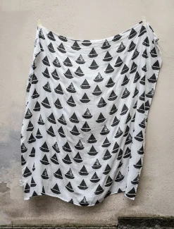 100% Organic Boat Boat Muslin Blanket, White/Black by Fine Little Day