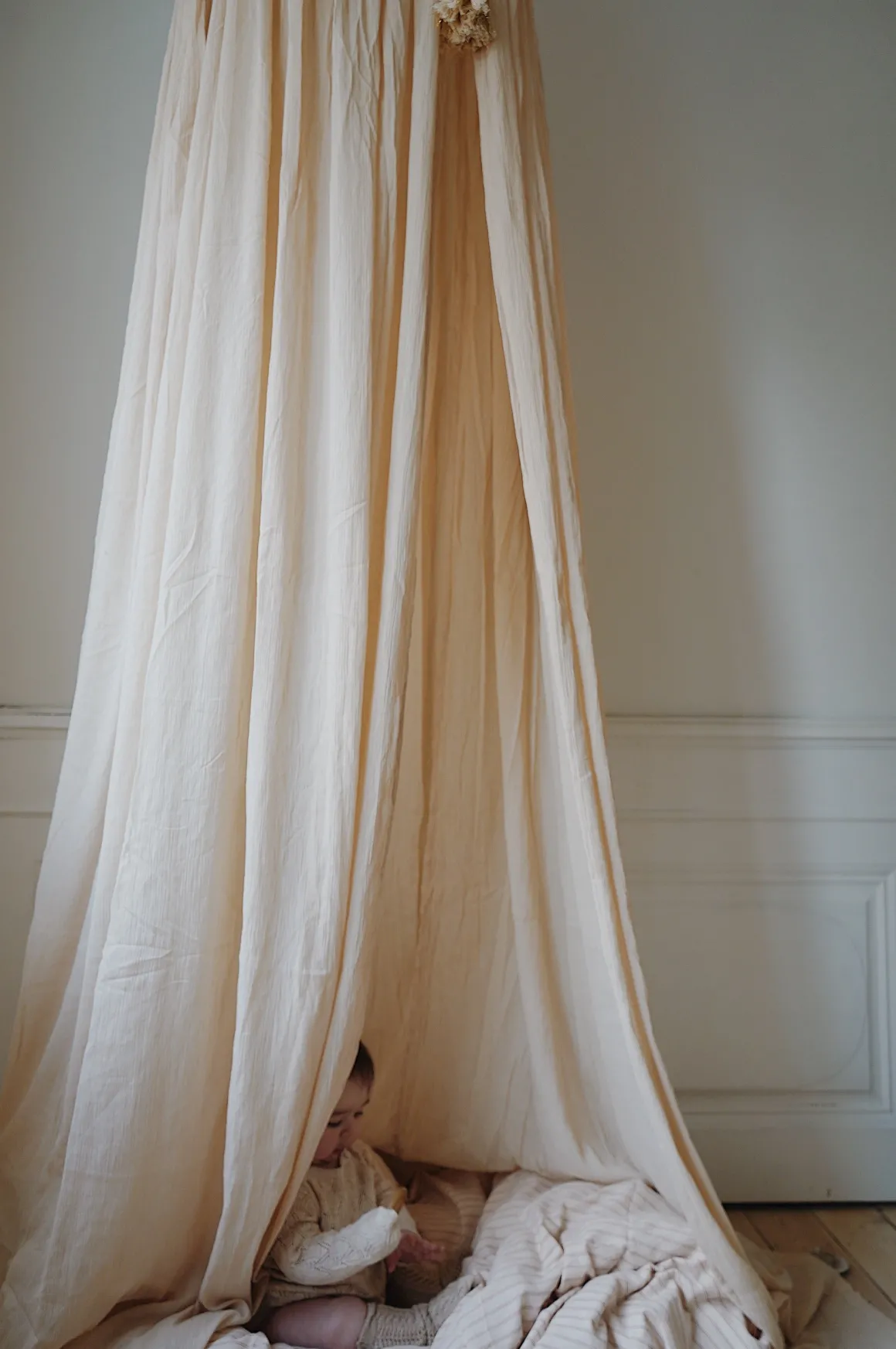 Organic Cotton Bed Canopy | Champagne